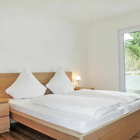 Gemuetliche Ferienhaus Fuer 8 Personen In *