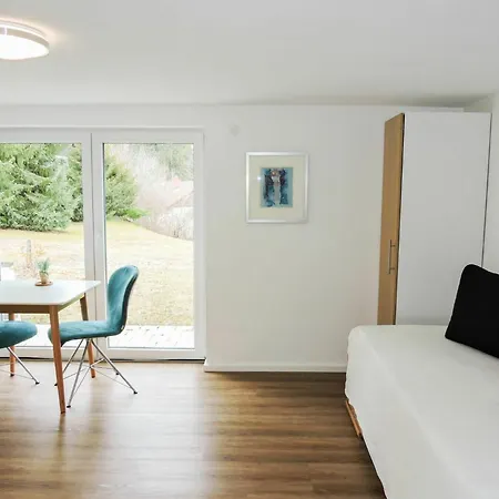 Gemuetliche Ferienhaus Fuer 8 Personen In