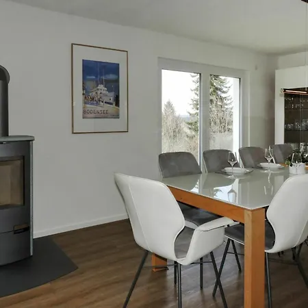 Gemuetliche Ferienhaus Fuer 8 Personen In Holiday home